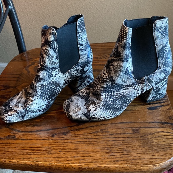 Snakeskin Booties - Picture 3 of 5